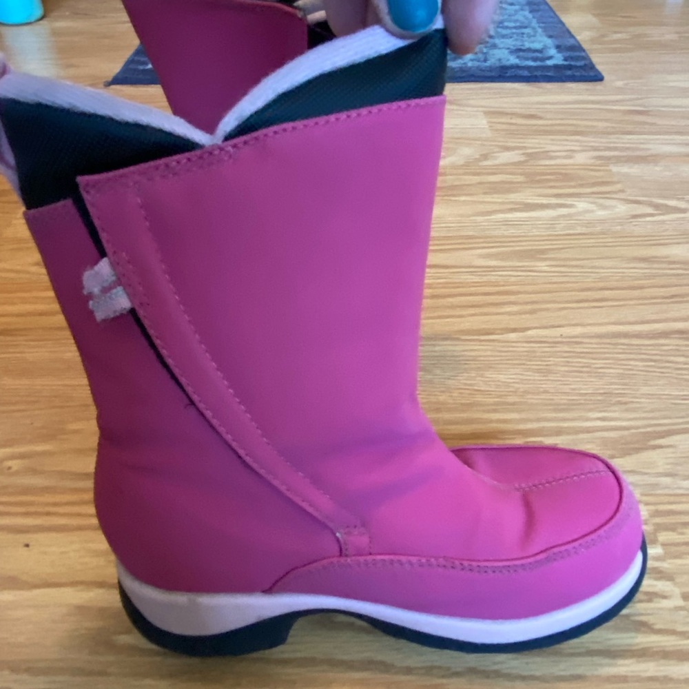 Pink Lands end girls snow boots